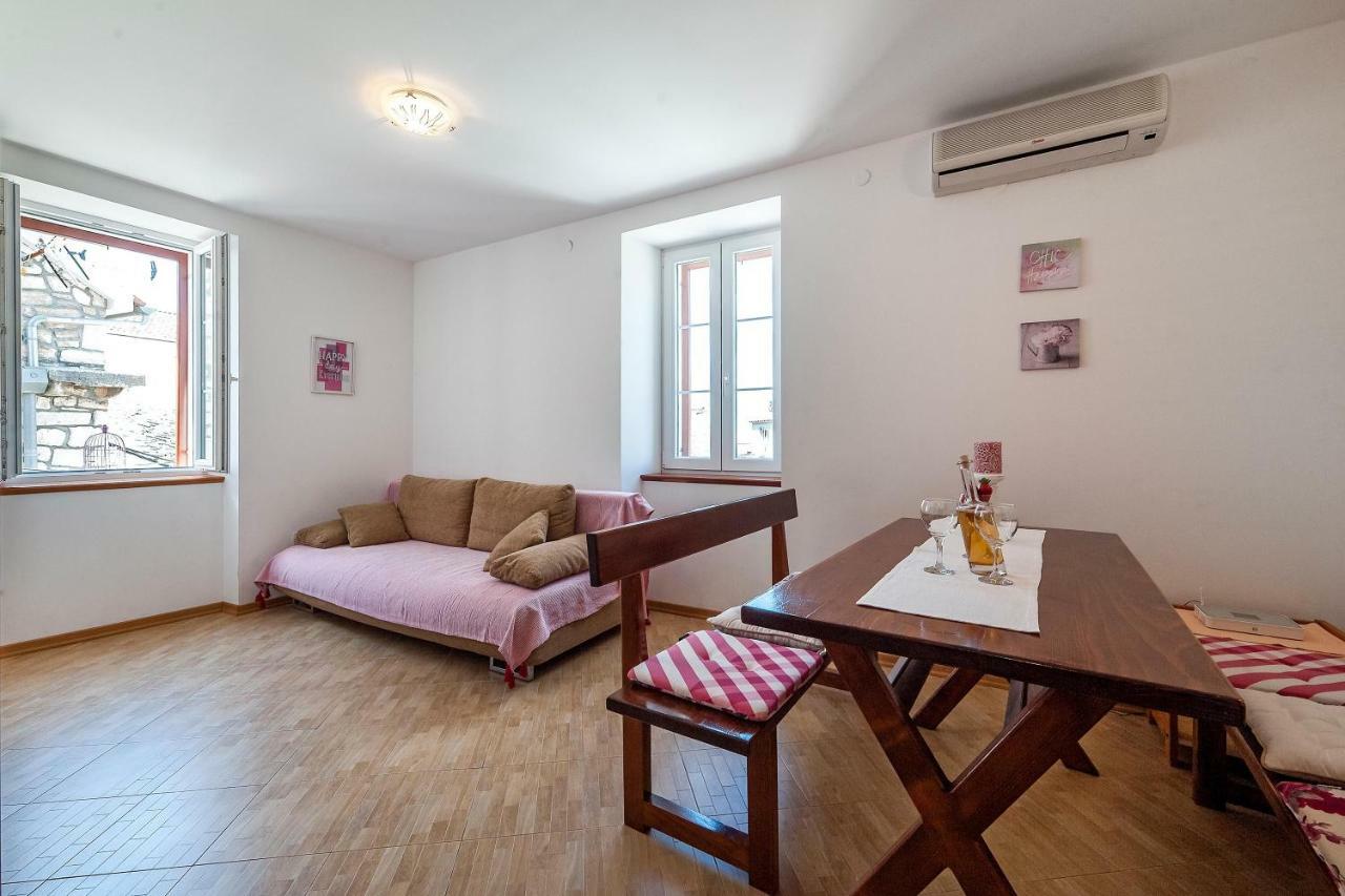 Apartmani Aligator Primošten Extérieur photo