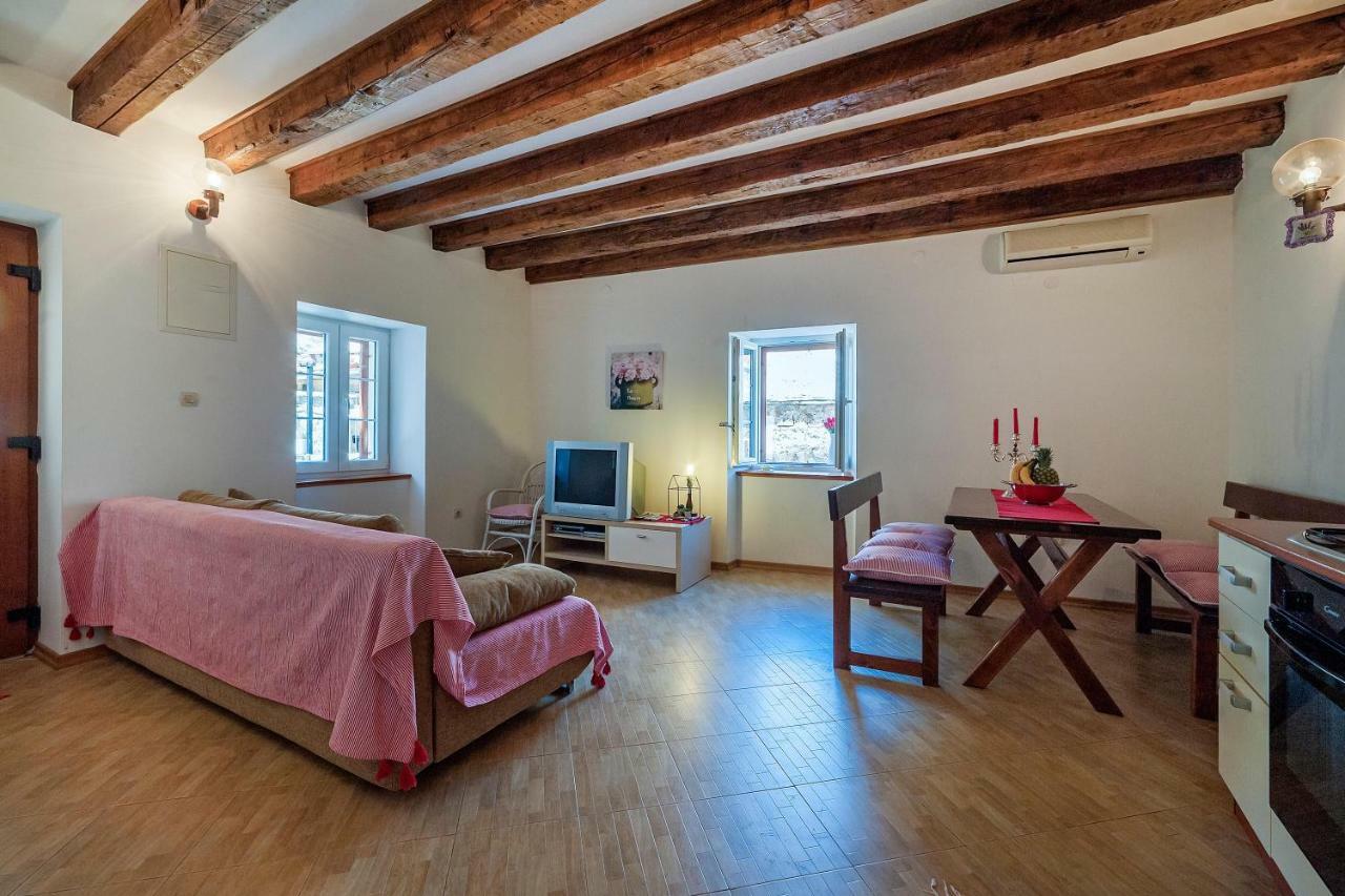 Apartmani Aligator Primošten Extérieur photo