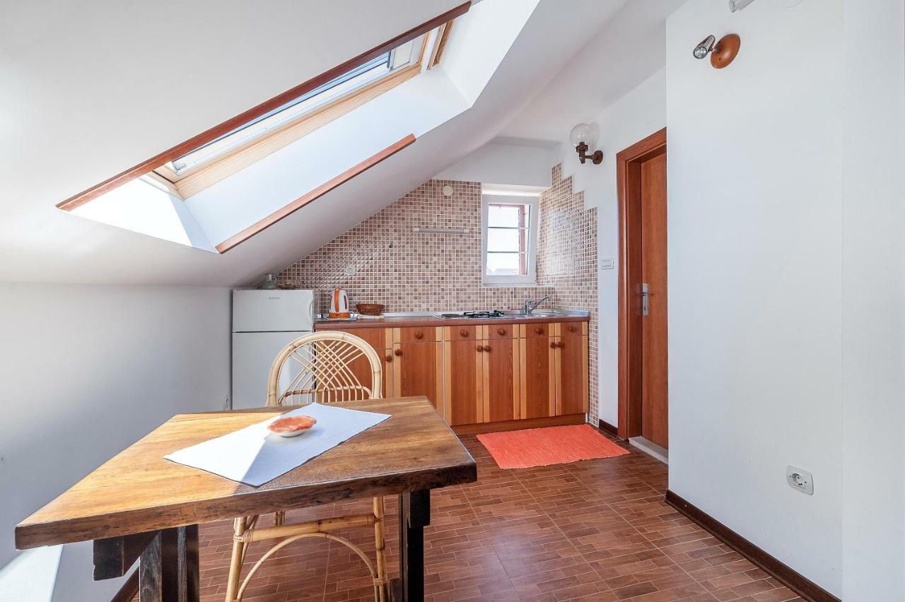 Apartmani Aligator Primošten Extérieur photo